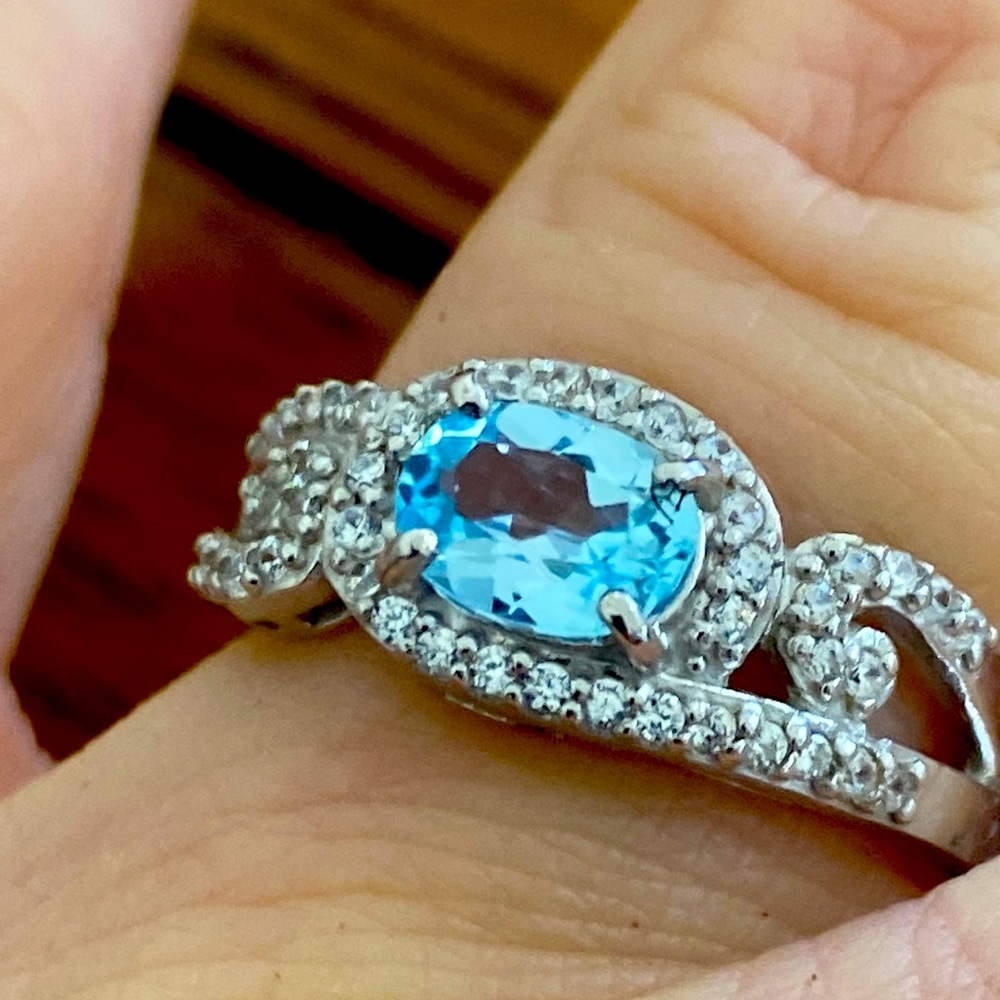 Blue Topaz cubic zirconia sterling silver ring size 7.5
